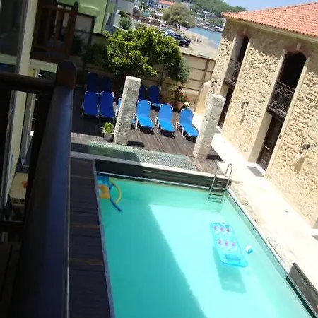 Creta Seafront Residences Отель 3*