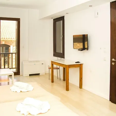 Отель Creta Seafront Residences 3*